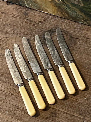 Vintage Knife Set